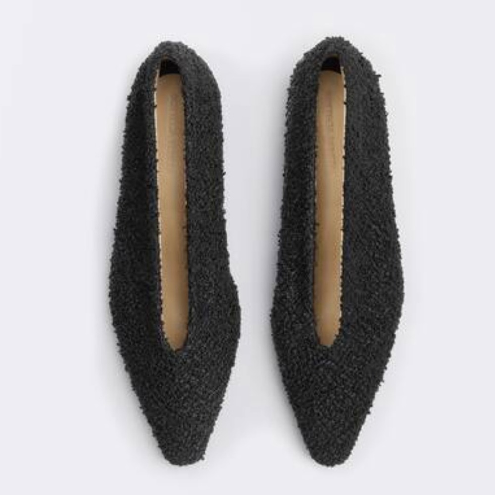 BOTTEGA VENETA Almond Flats Black Boucle - 40.5